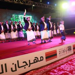 “الشرهان” يسرد قصص القهوة على مسرح مهرجان البن