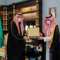 أمير المدينة المنورة يدشن المعرض الدائم للمخطوطات النادرة في المسجد النبوي الشريف