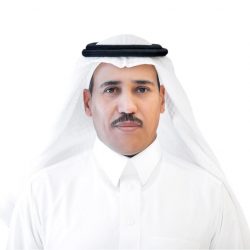 الأمير خالد بن الوليد يتسلم تقرير رابطة الاحياء لكرة القدم