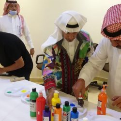 مدير تعليم المنطقة الشرقية ” العتيبي ” يدشن مركز اللقاح  بمجمع الأمير سعود بن نايف التعليمي بالدمام .