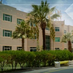 مستشفى الملك  فهد ينفذ برامج توعية للعلاج الطبيعي لمرضى كورونا