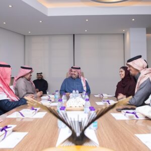 محافظ جدة يترأسُ اجتماعاً لاستعراض خطة استضافة المجلس التنفيذي لمنظمة العالم الإسلامي للتربية والثقافة والعلوم بجدة