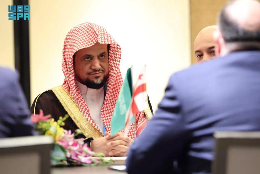 النائب العام يعقد لقاءات ثنائية مع نظرائه على هامش مؤتمر الرابطة الدولية للمدعين العامين بسنغافورة 5 IMG 2472