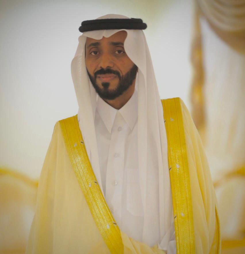 شيخ شمل قبائل بيش يشكر سمو أمير منطقة جازان على تكريمه للشاعر حسن أبو علة 2 IMG 20251212 WA0162