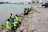 شباب وفتيات الشرقية يتسابقون على تنظيف الشواطئ في مبادرة (بحر بلا بلاستيك)