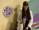 سعودية ترسم جدارية عملاقة تبهج الأطفال وتجذب الأمهات في جدة