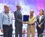 “قديش” يُسلم وسام الاستحقاق الكشفي..أعلى وسام بالكشافة التونسية لدكتور غنيم